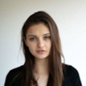 Meet your Posher, Simone